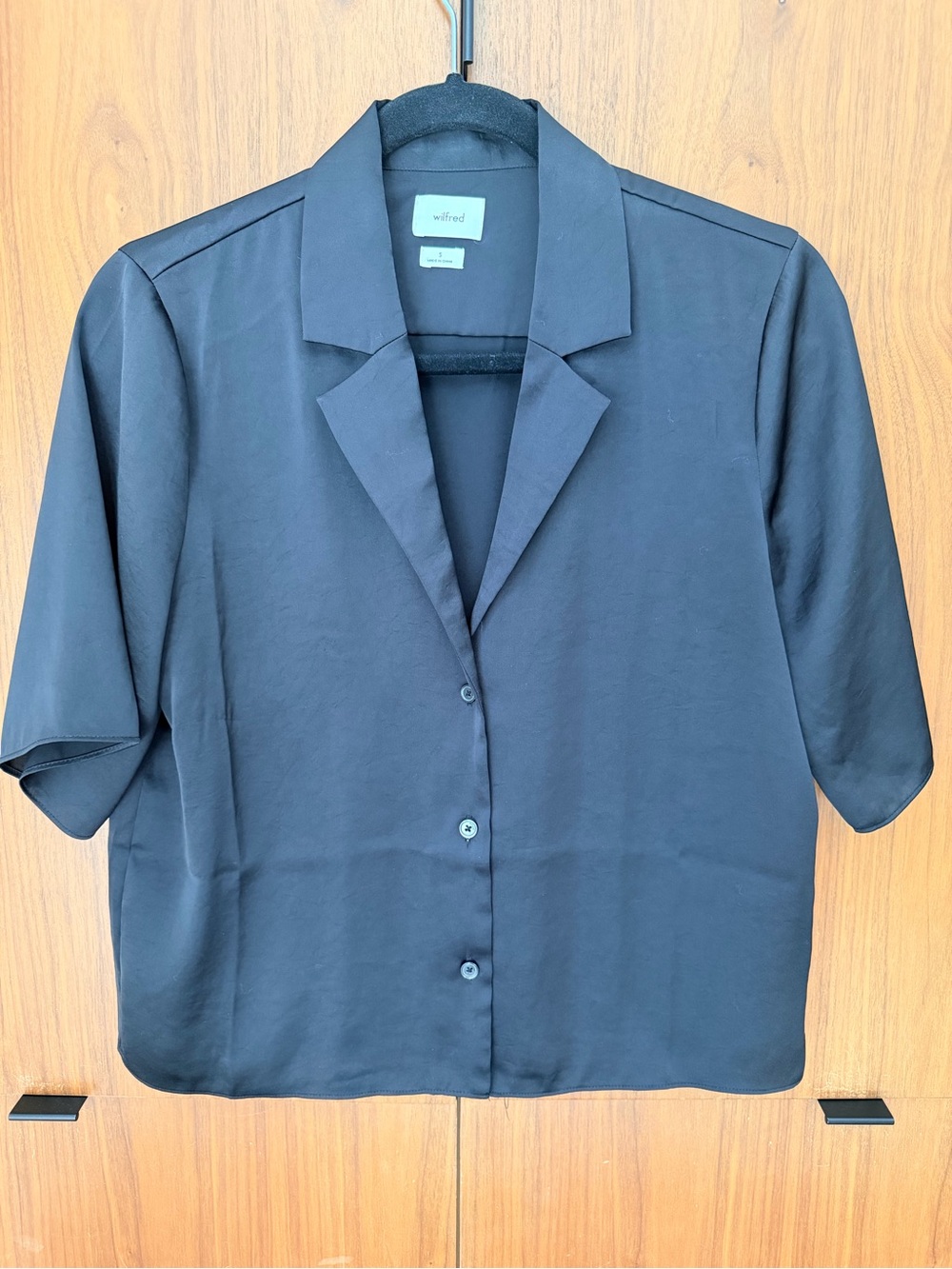 Wilfred by Aritzia Black Button-Front Satin Camp Collar Blouse